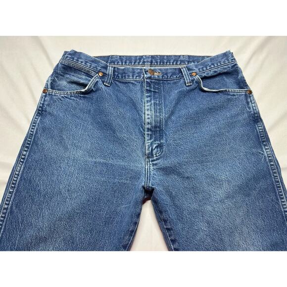Wrangler 13MWZ Men's Regular Fit Straight Leg Western Blue Jeans - Size 38x29.5 - Picture 3 of 5
